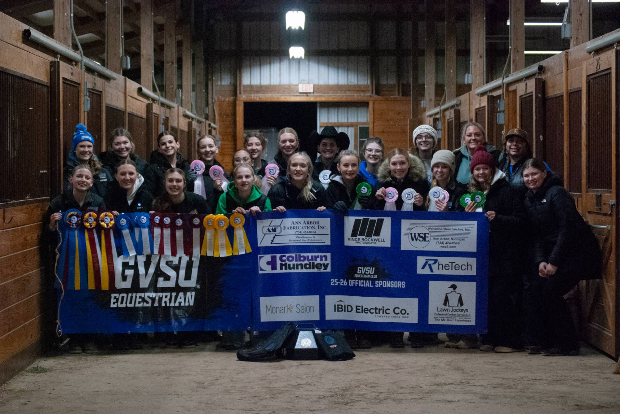 Group Picture from the GVSU Hosted Show